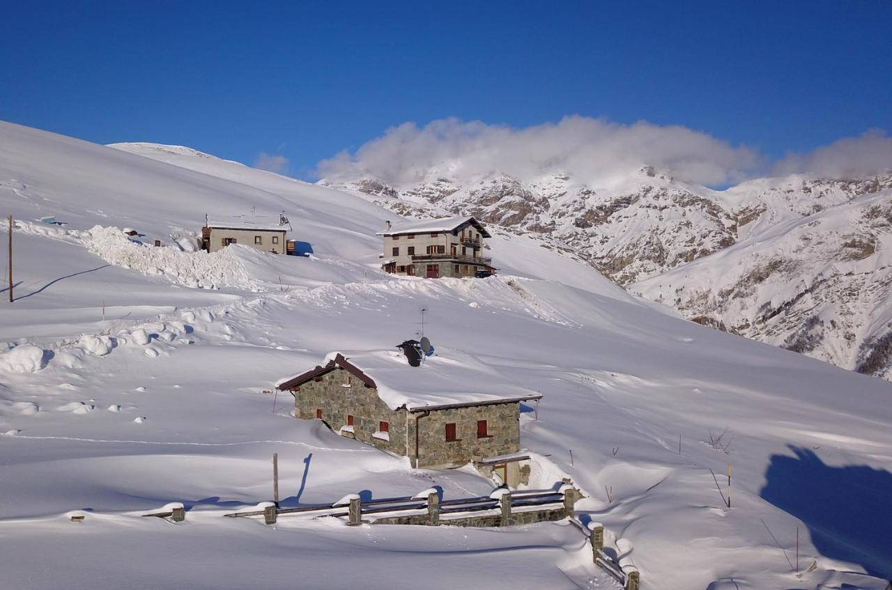 Alpino Lodge Bivio Livigno Exterior photo